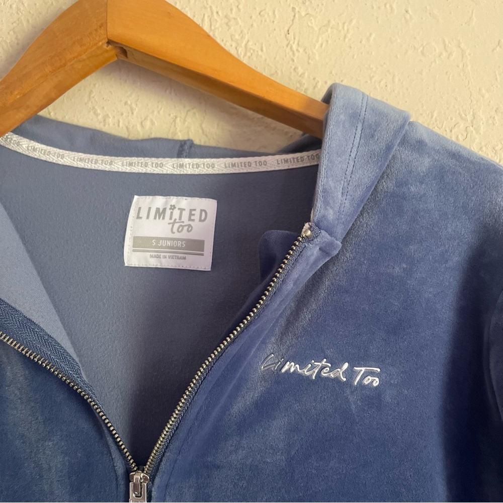 Y2K Limited Too Powder Blue Velour Zip Front Jacket - Picture 2 of 4